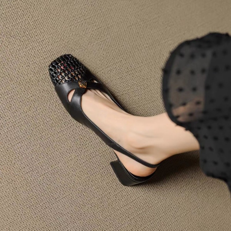 Sandalias de punta cerrada de  - Mule Slip On reseña y precio